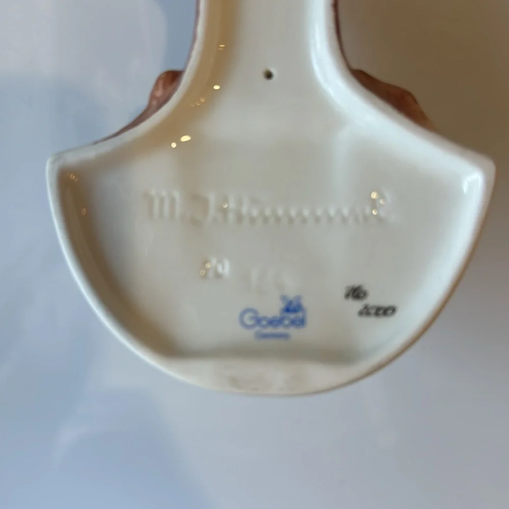 Vintage Hummel Goebel 164 Worship Praying Girl Holy Water Font